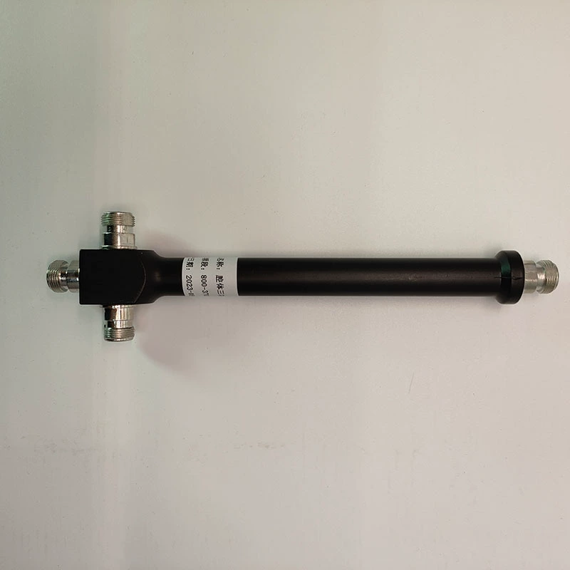700 3700MHZ 300W Power Divider